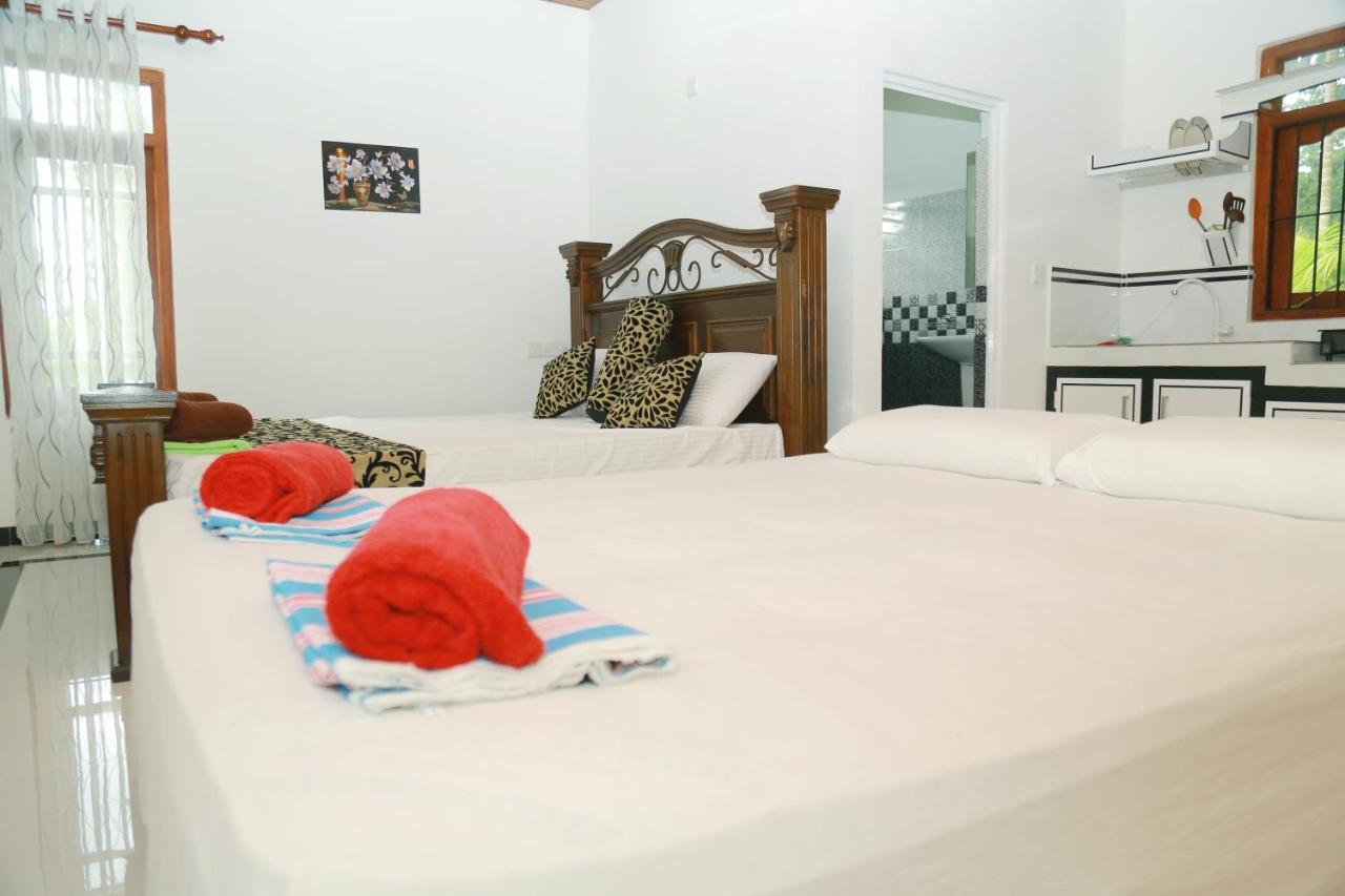 Bed and Breakfast Happy Spring Guest Mirissa Zewnętrze zdjęcie